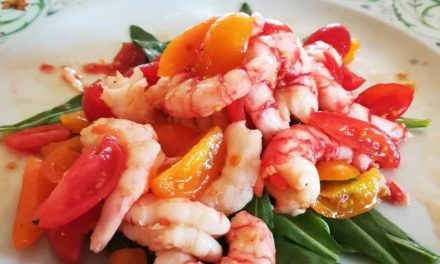 Gamberetti, pomodorini e rucola